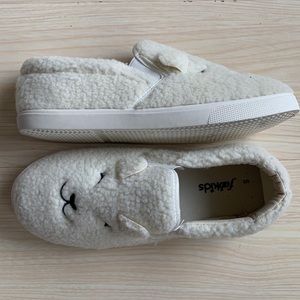 Brand new FABKIDS Super Cute Fuzzy Sneakers